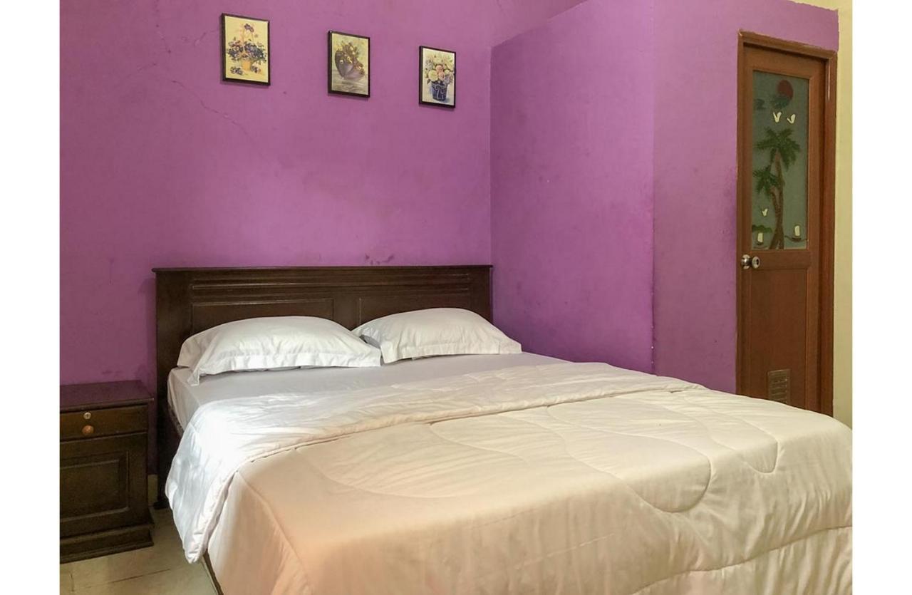 Sinar Hotel Enrekang Exteriör bild