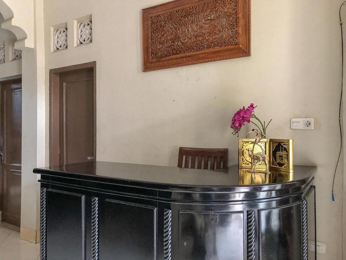 Sinar Hotel Enrekang Exteriör bild