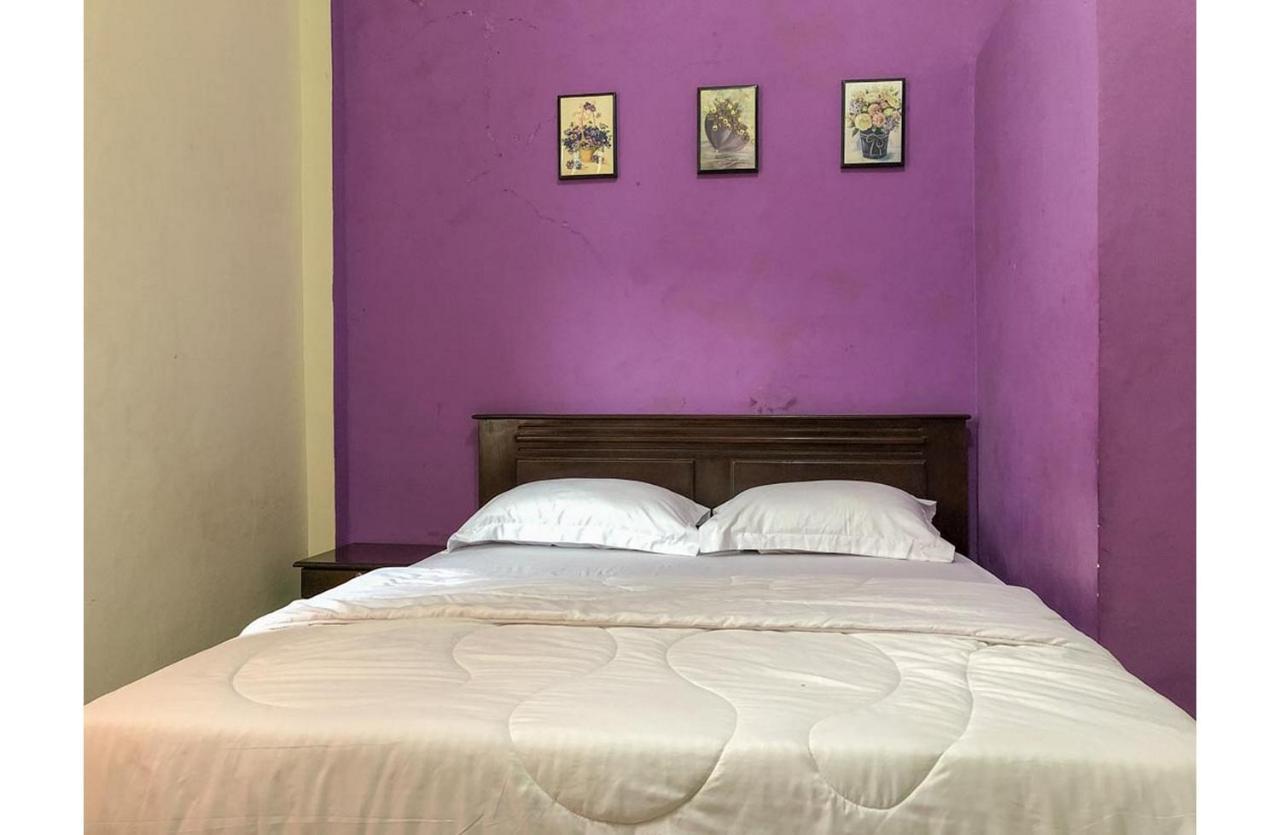Sinar Hotel Enrekang Exteriör bild