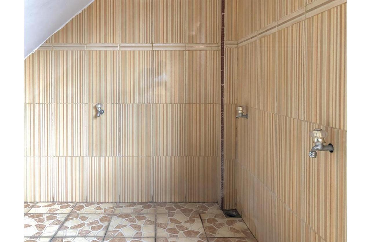 Sinar Hotel Enrekang Exteriör bild